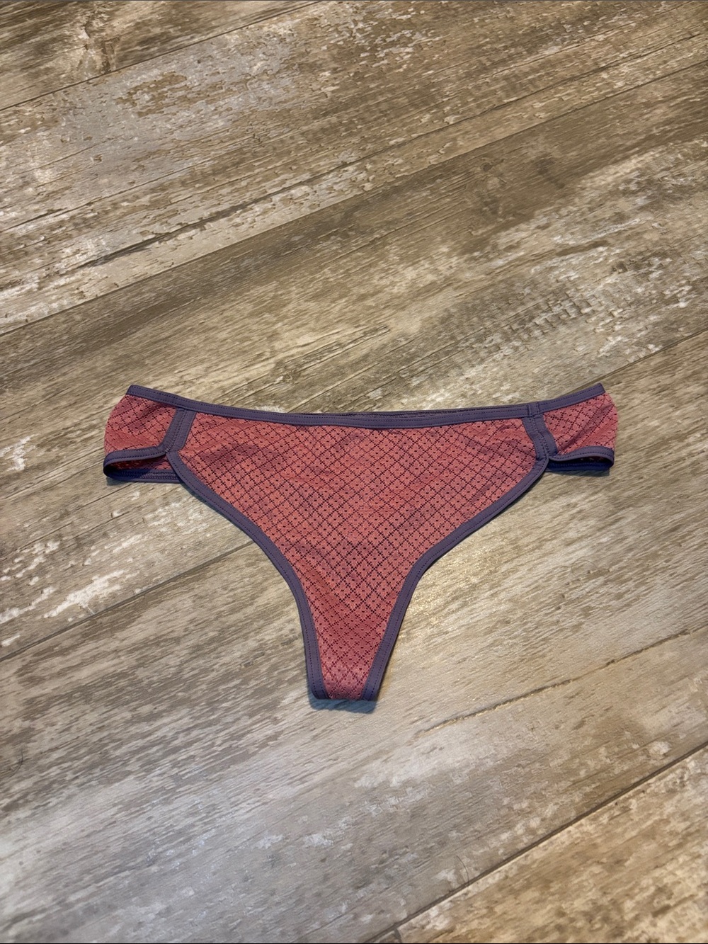 Victoria's Secret Pink & Purple Trim XS Thong